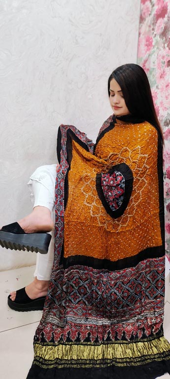 Makri Bandhani Work Designer Dupatta