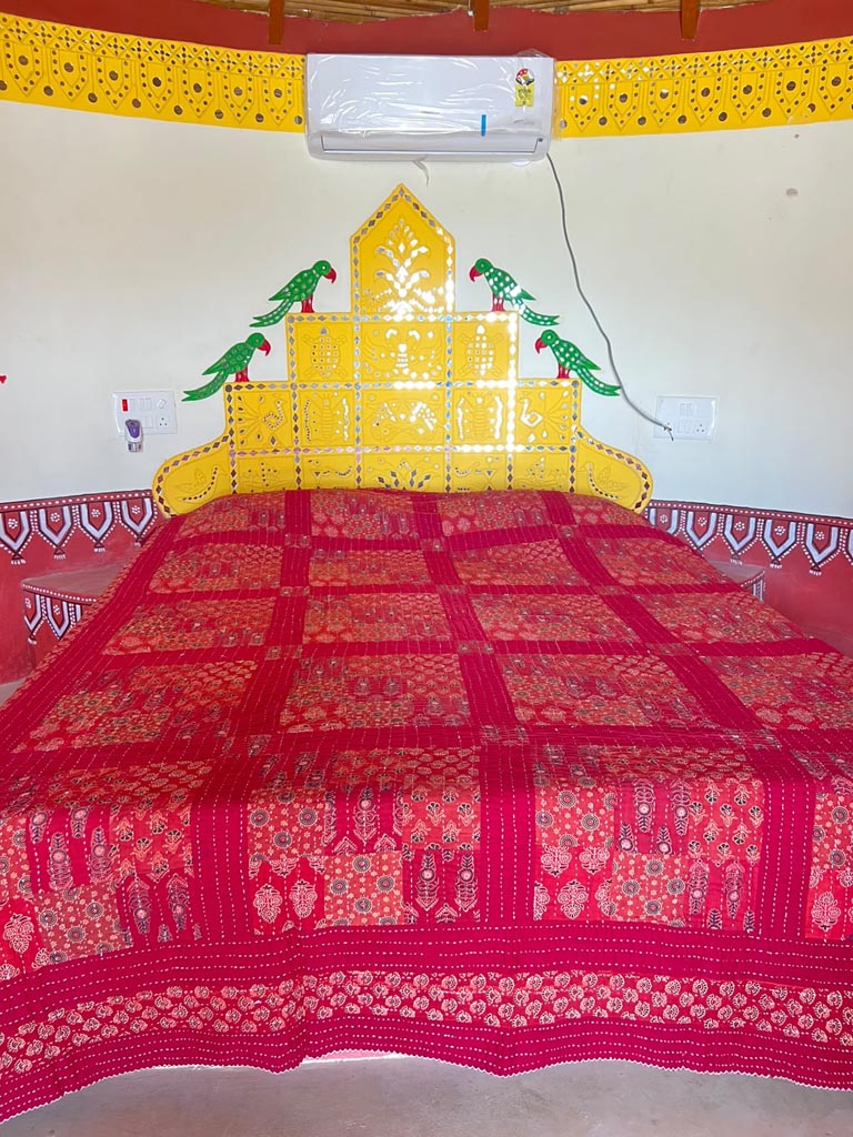 bed covers & quilts